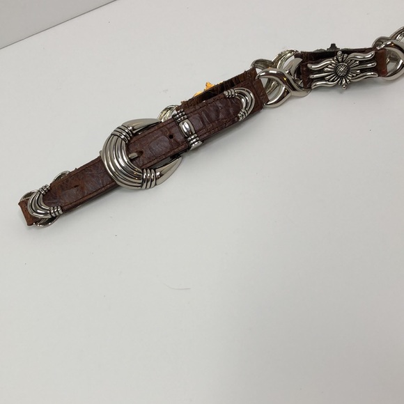 Captiva Collectibles leather and metal belt - Picture 6 of 8